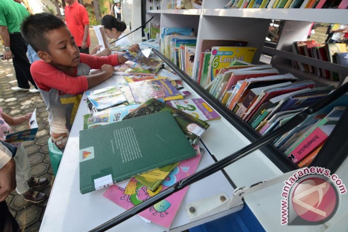 Perpustakaan Banten kerja sama dengan 100 TBM