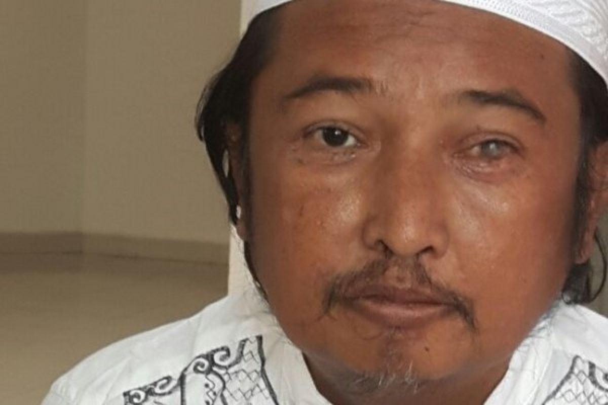 Ayah Marshanda berhenti kerja serabutan lalu mengemis