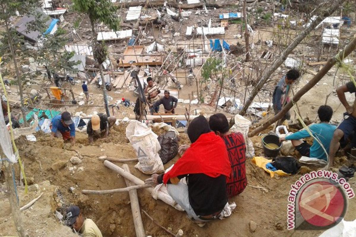 Lokasi Tambang Emas Dongi-dongi Diserbu Penambang 