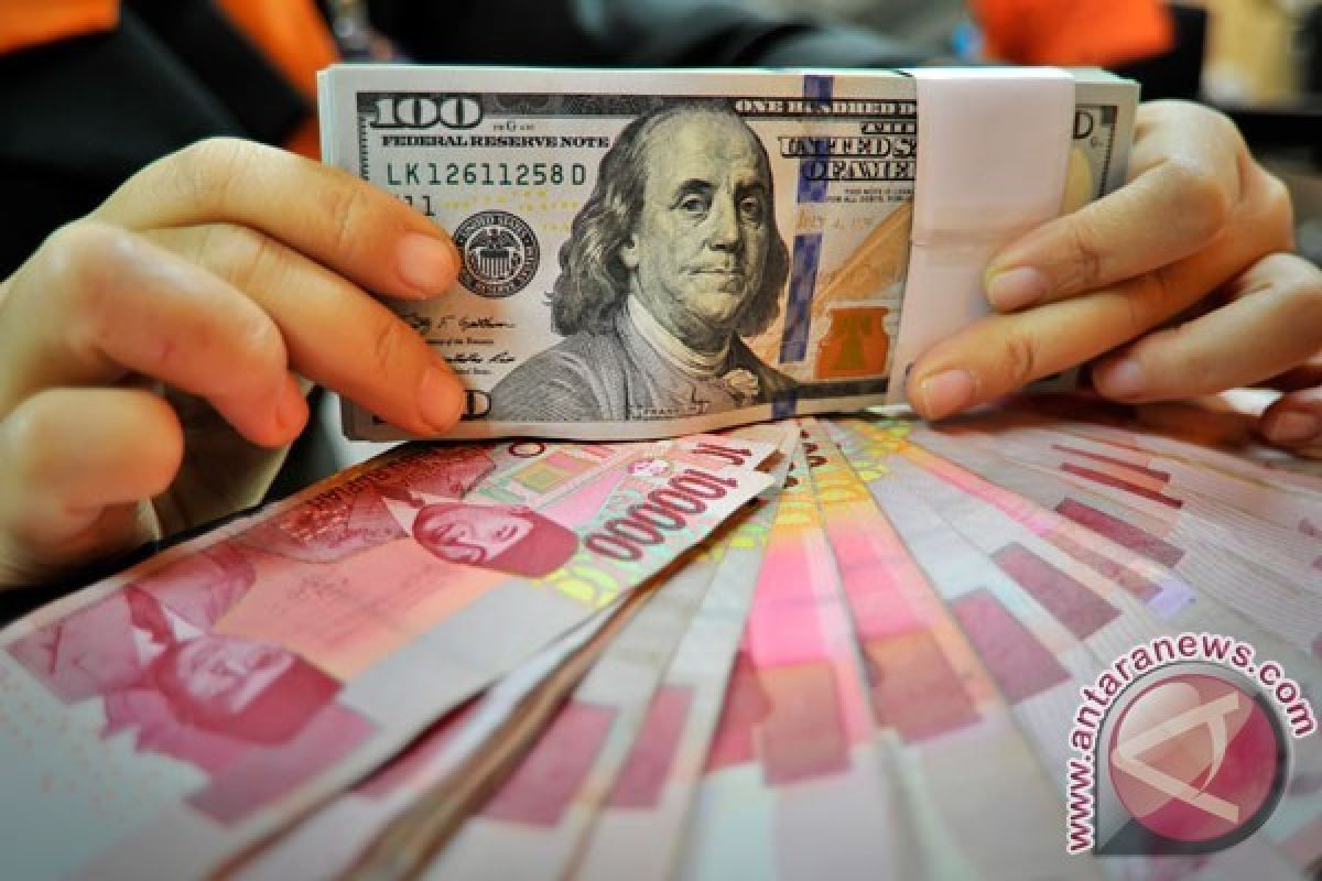 Rupiah Menguat Menjadi Rp13.326