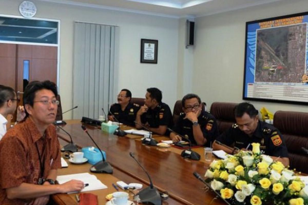 PT Bhimasena Power Indonesia &acirc;&euro;&oelig;Menggali&acirc;&euro; Informasi Bea Cukai