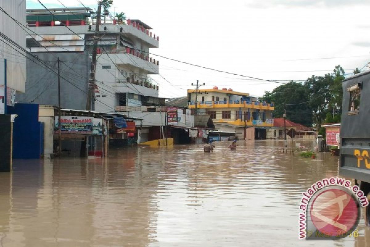 Flash Flood Hits Belitung Island