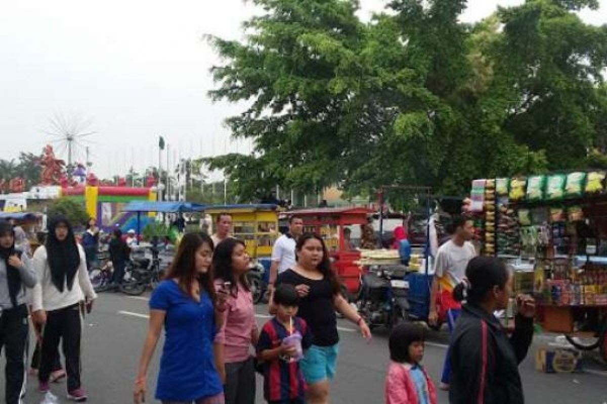 Pemko Pekanbaru: Kami Tidak Menggusur Pedagang di CFD, Hanya Menata