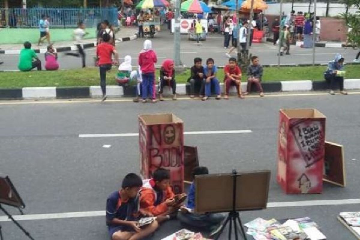 Komunitas Pondok Belantara Hargai Hasil Hutan dengan Peduli pada Buku