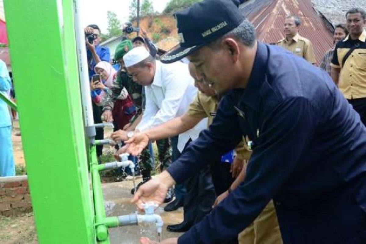 90 KK Warga Pinggiran Pekanbaru ini Peroleh Bantuan Air Bersih