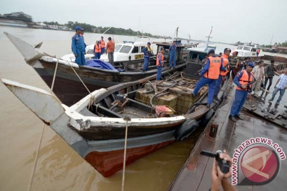 Polda Riau selidiki anggotanya ditahan otoritas maritim Malaysia