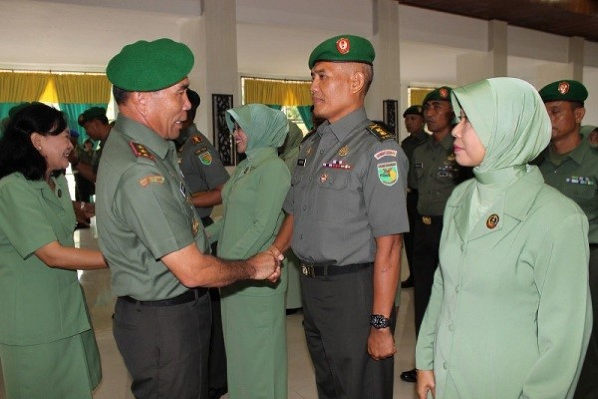 363 anggota TNI Kodam Cenderawasih naik pangkat 