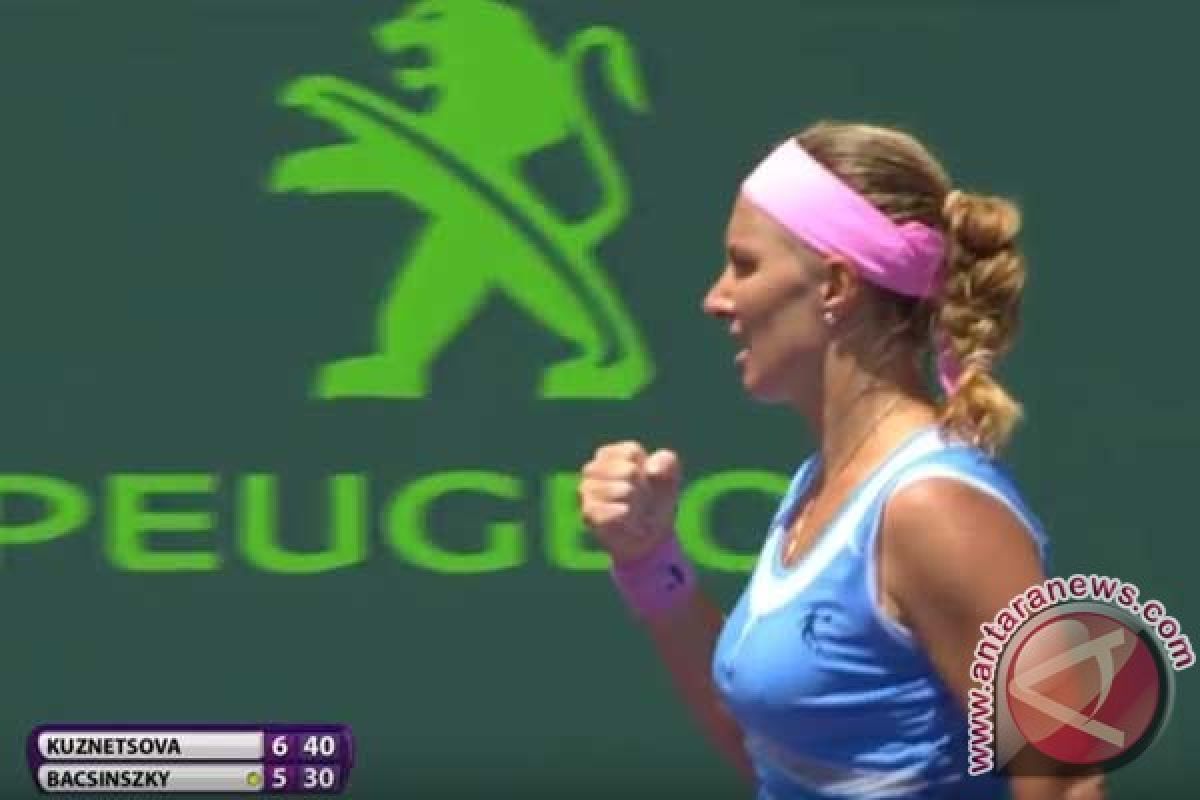 Kuznetsova tundukkan Radwanska di Singapura