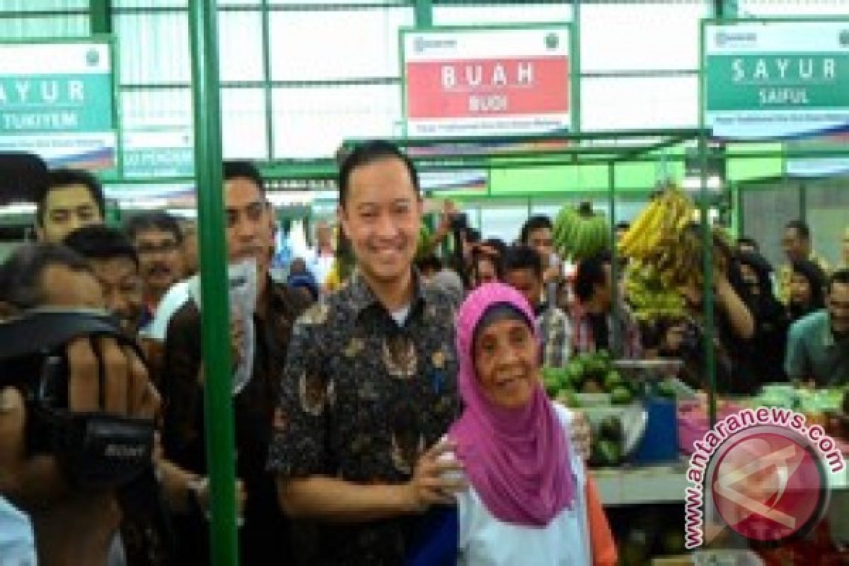 Mendag Resmikan Pasar Tradisional Bertroli di Malang