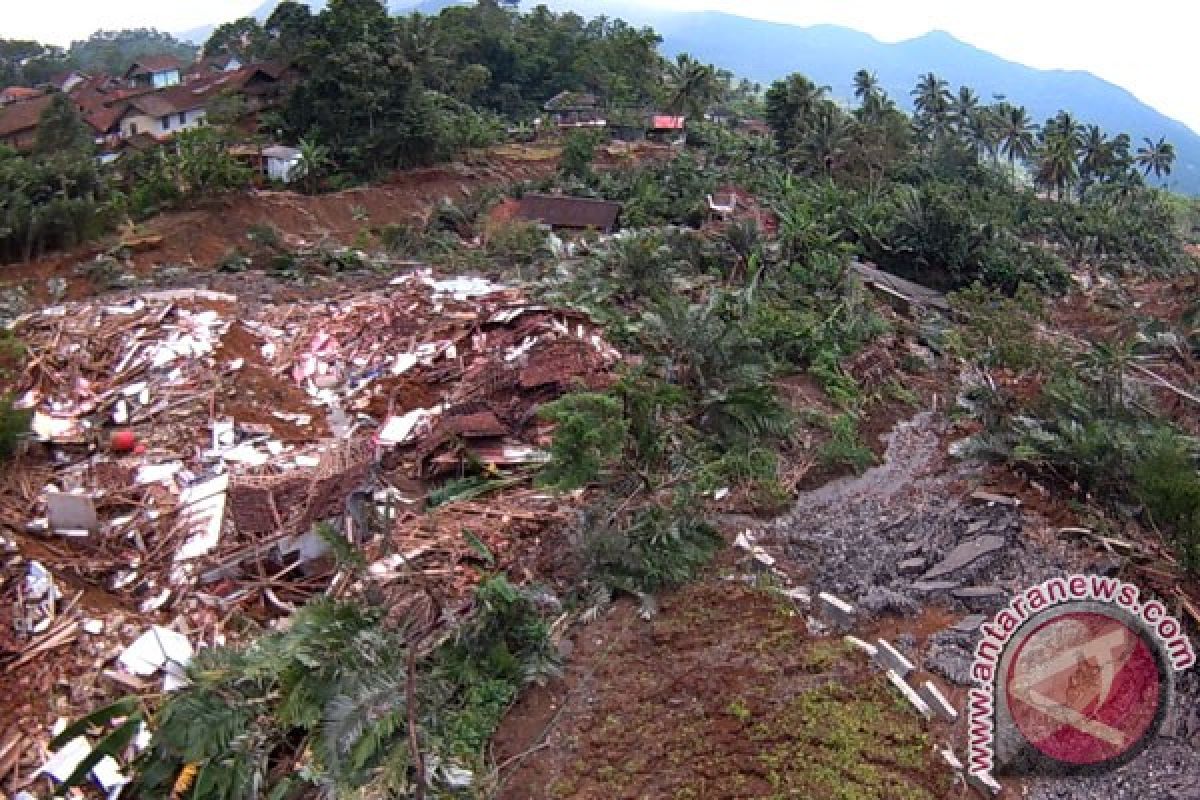 Pengungsi longsor Banjarnegara jadi 279 jiwa