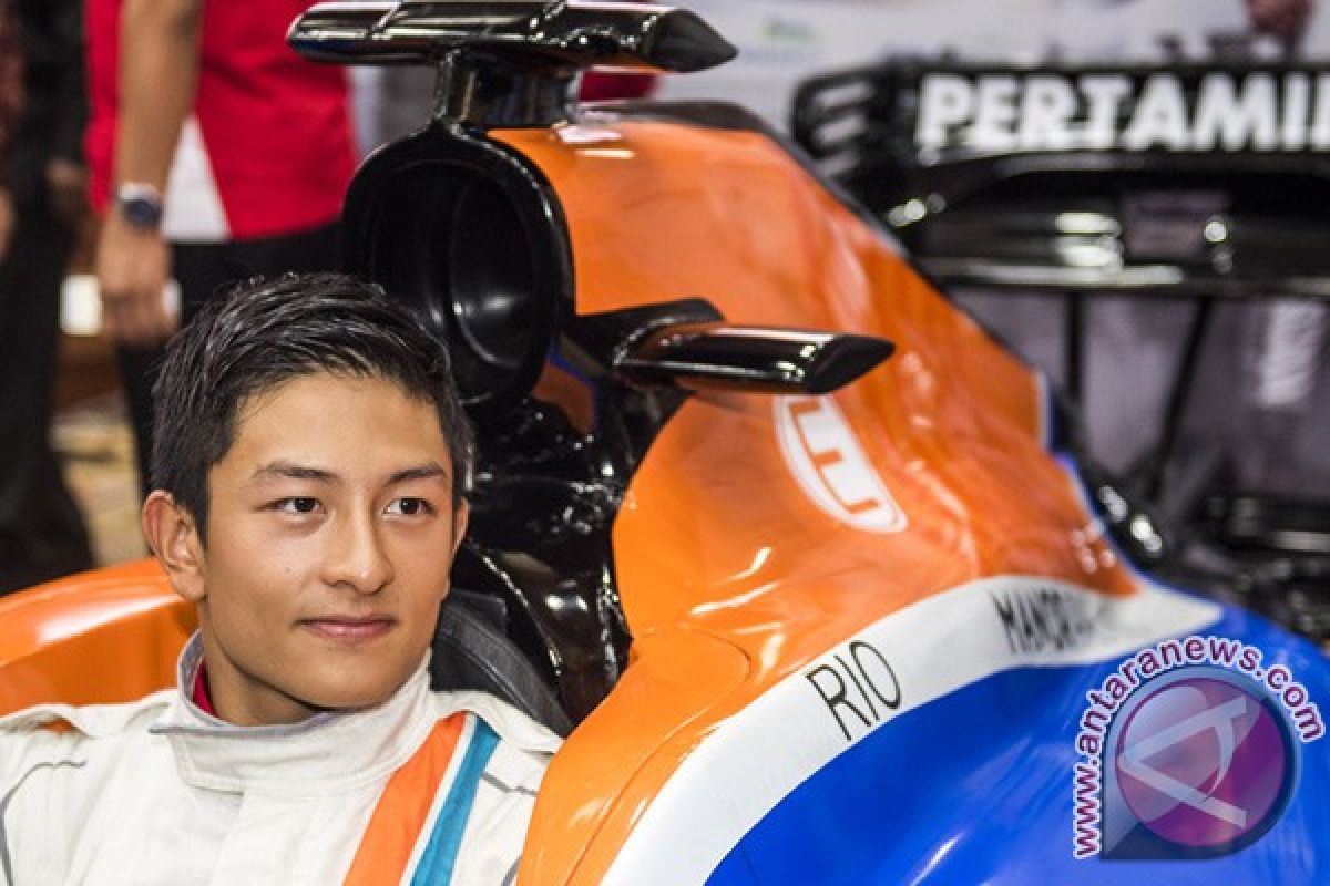 Rio Haryanto bahagia bisa melihat bendera finis