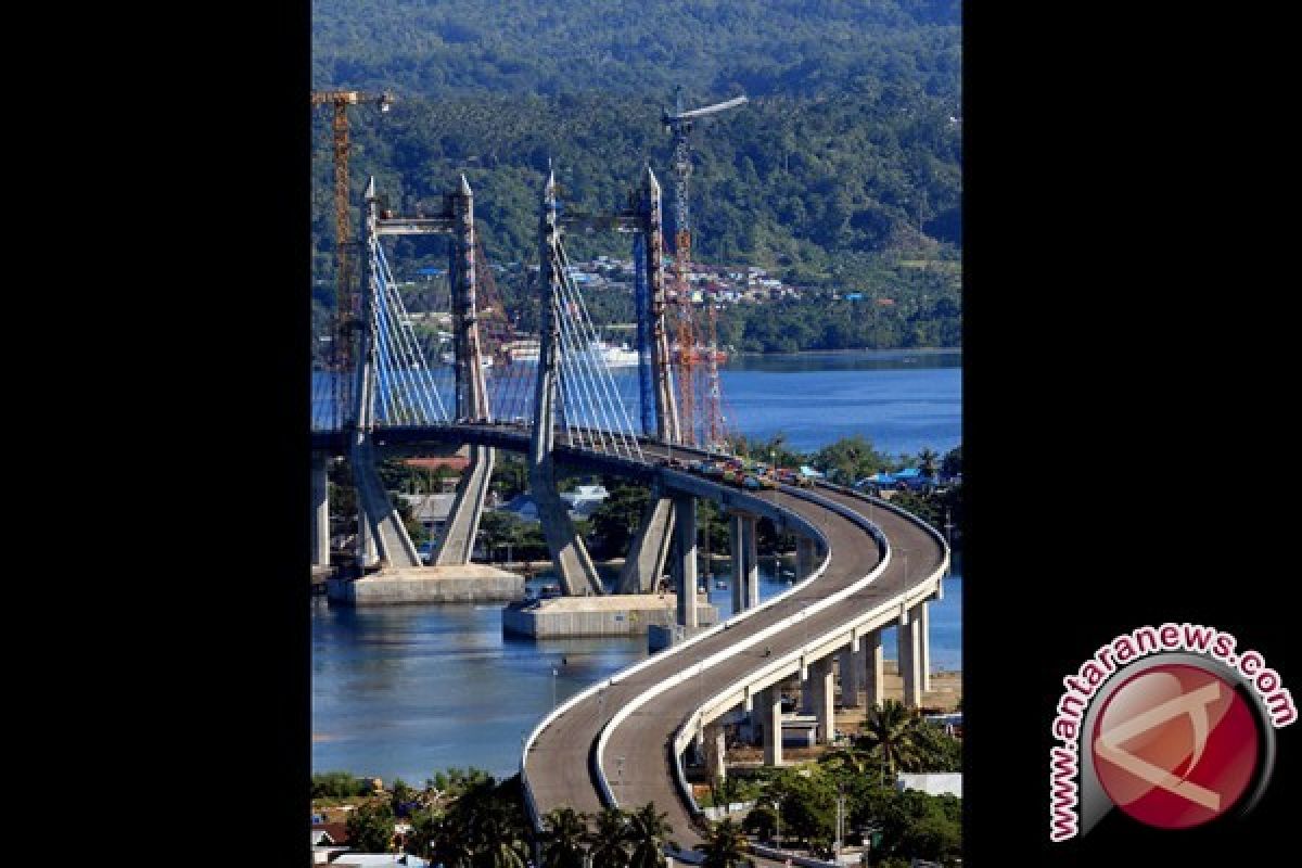 Presiden resmikan jembatan Merah Putih, terpanjang di Indonesia Timur