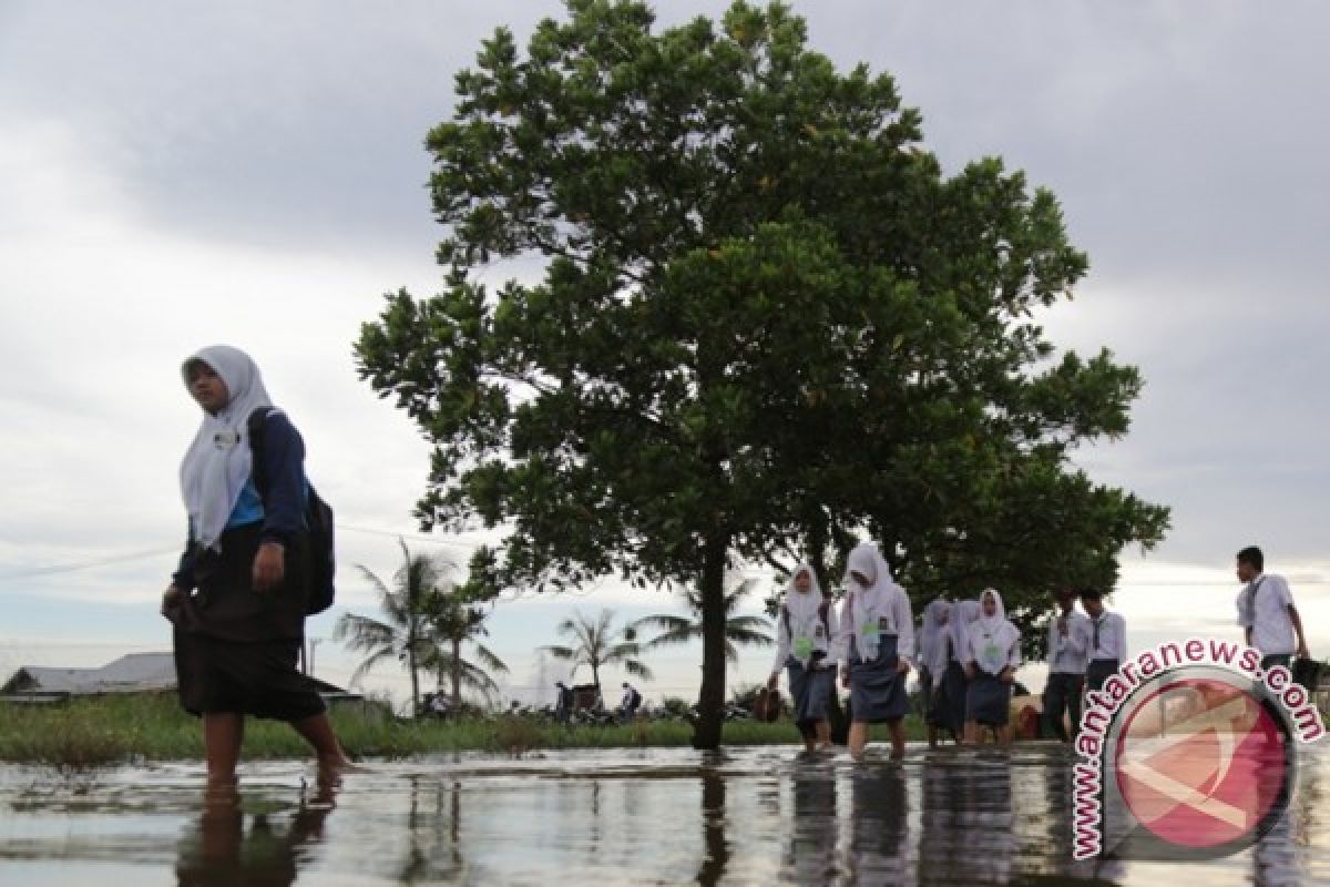 UN terganggu banjir