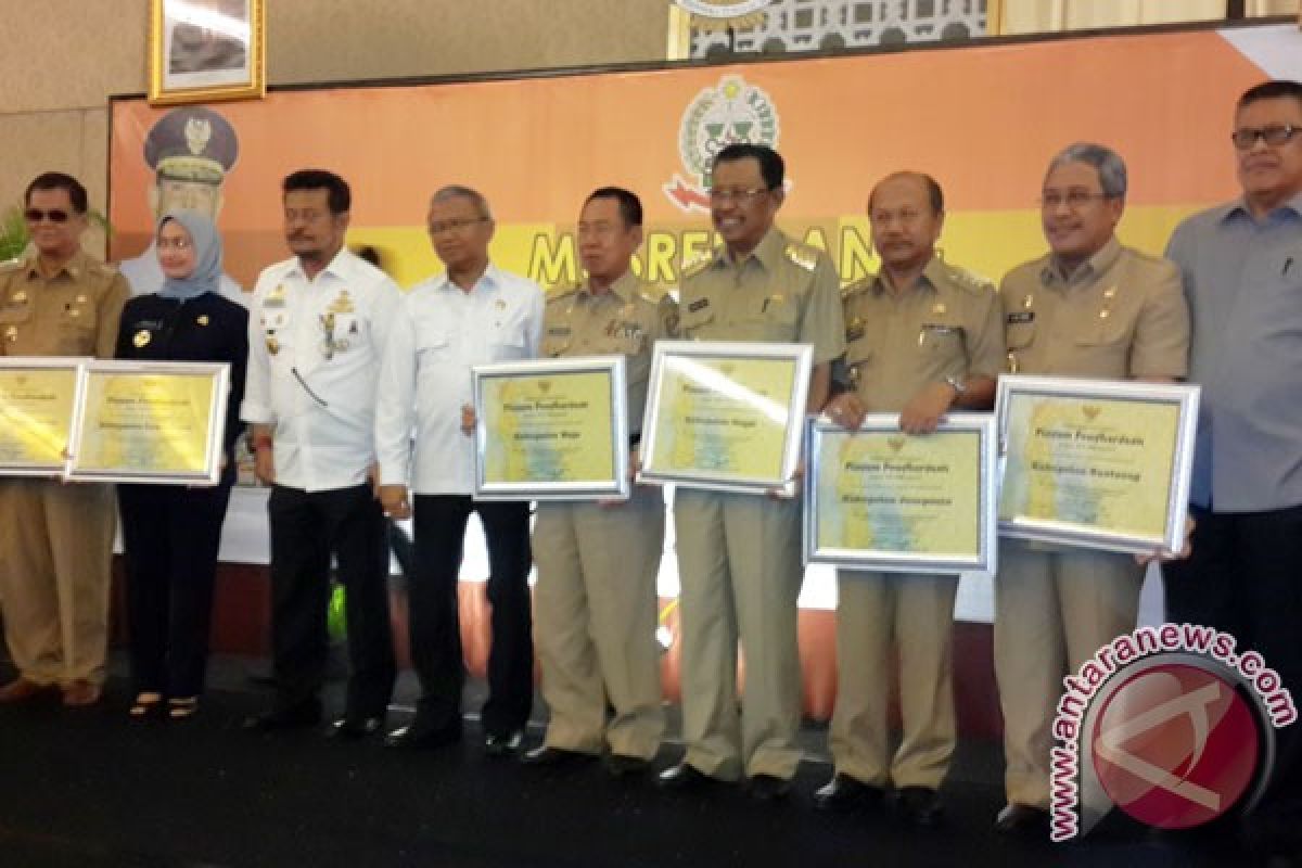 Kabupaten Bantaeng Terima Pangripta Award