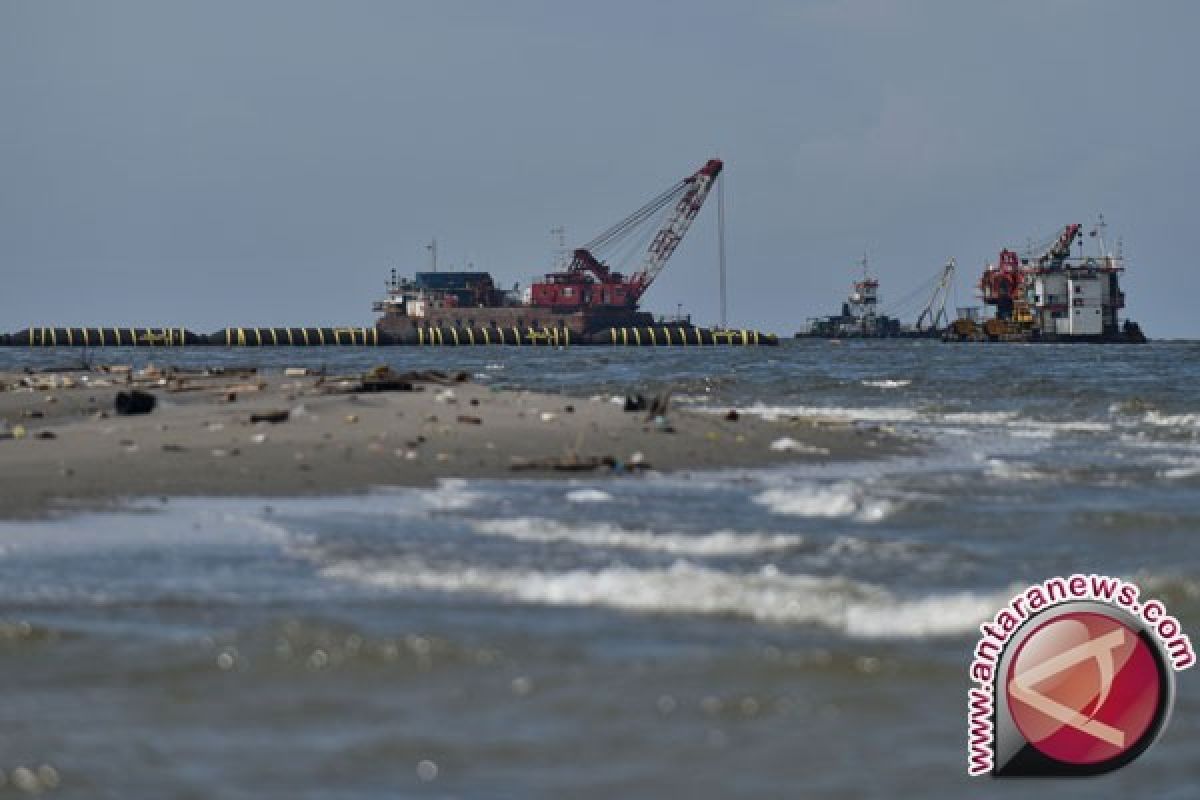 DPR: Reklamasi Teluk Jakarta Harus Berhenti Total