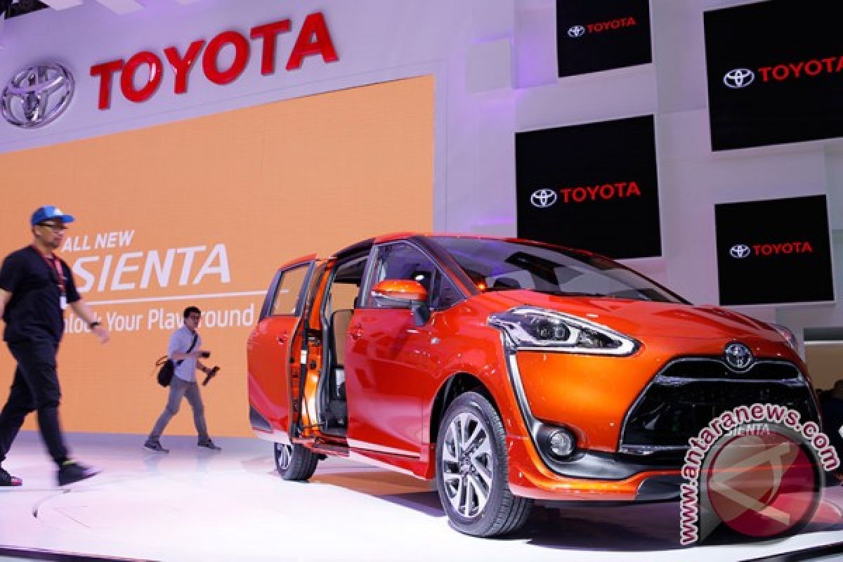 Toyota Sienta meluncur ke dealer sebelum Lebaran
