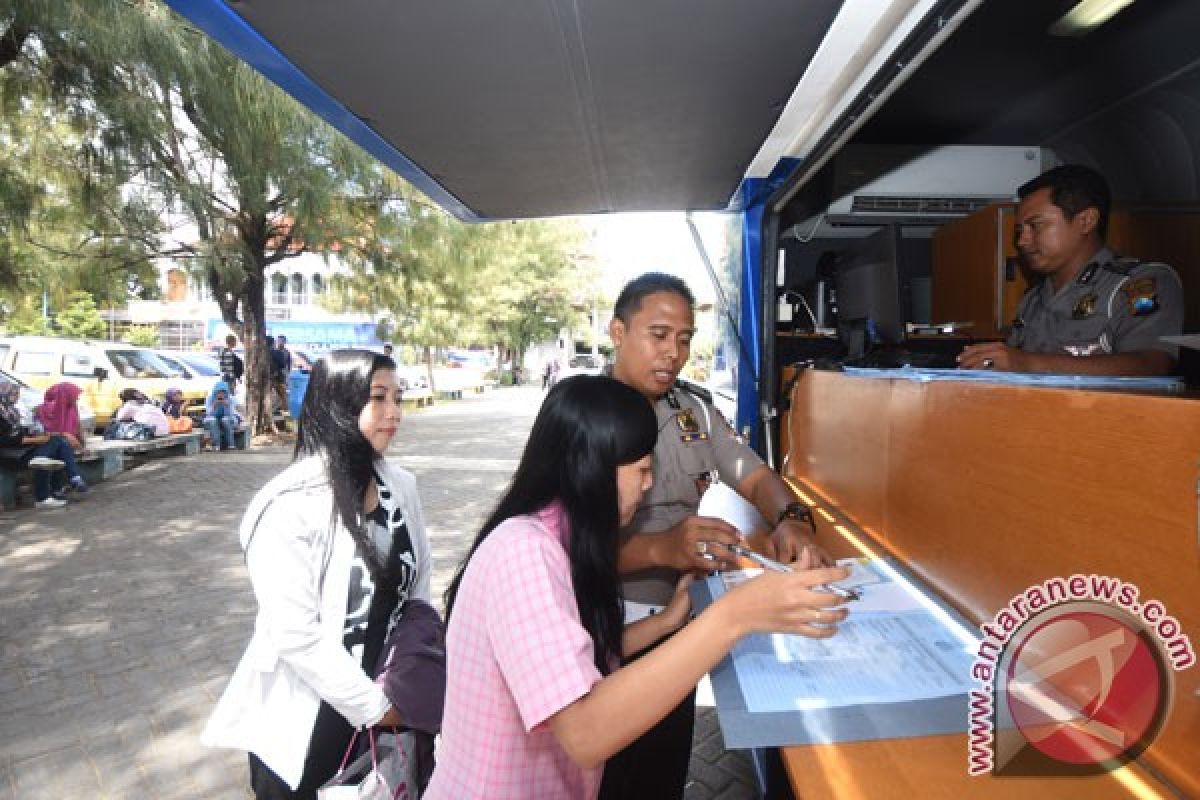 Ditlantas Polda Metro jamin layanan di SIM Keliling hanya 15 menit