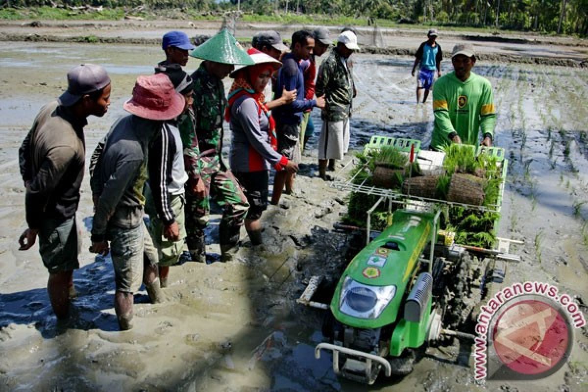 Kementan bantu mesin tanam padi untuk Mukomuko