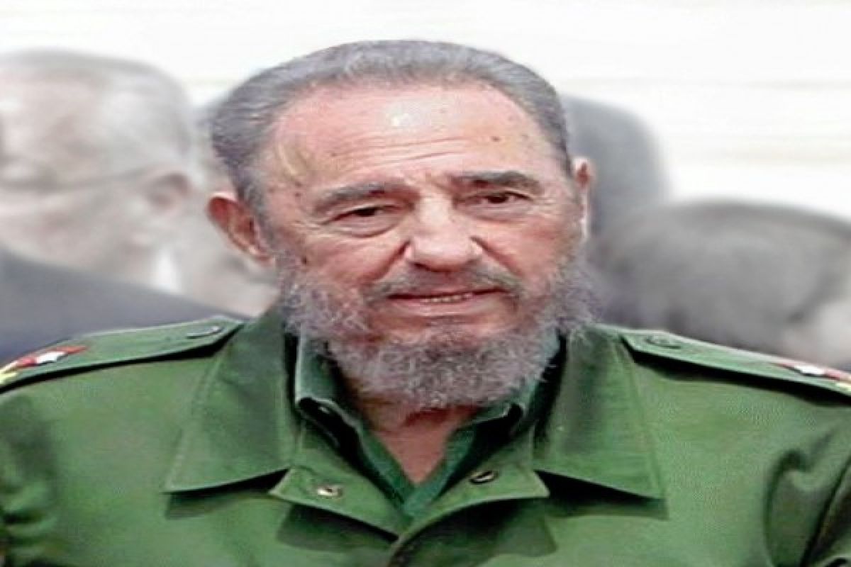  Fidel Castro Muncul Di Depan Umum