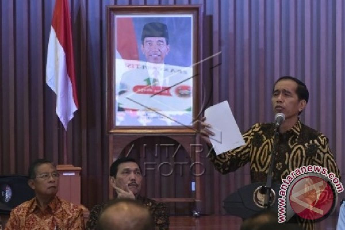 Jokowi Minta Pimpinan Daerah 'Mesra' Sampai Akhir
