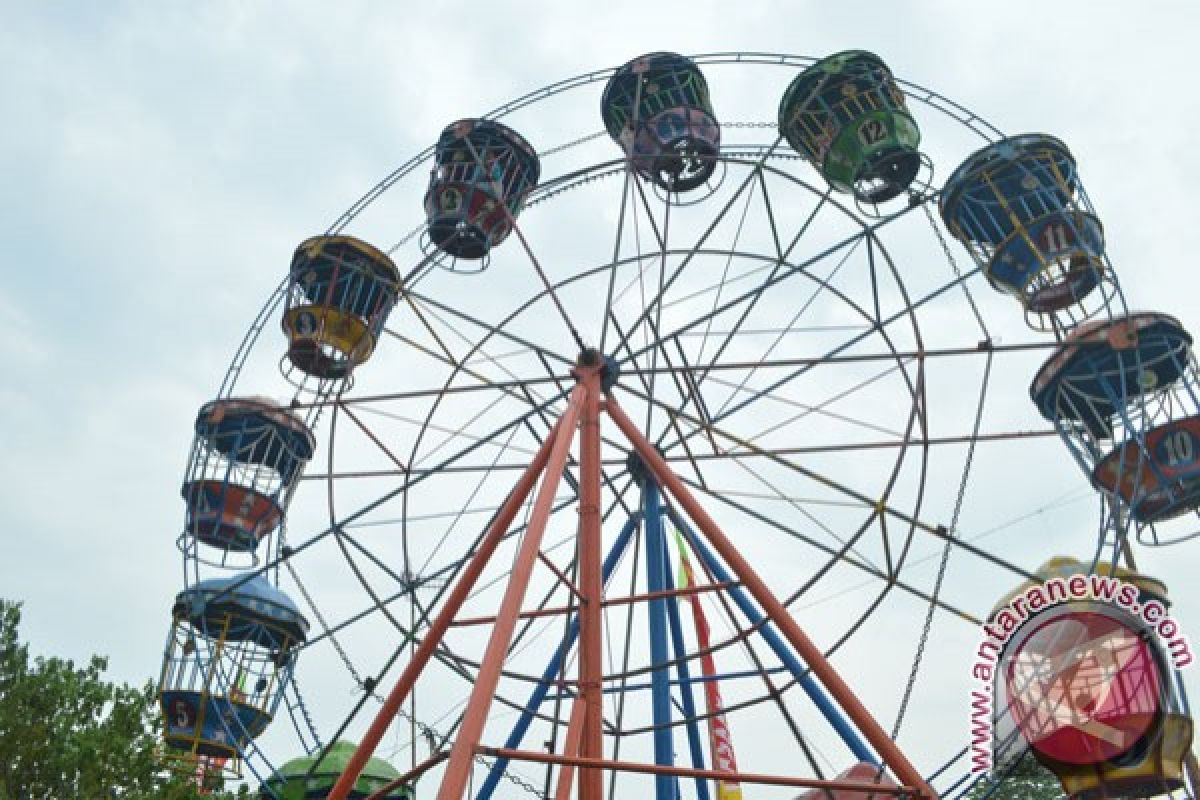 Pasar Malam Alun-alun Tulungagung Picu Kemacetan Parah