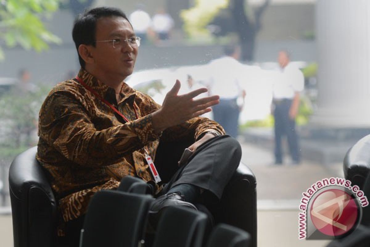 11 jam, Ahok belum keluar dari KPK