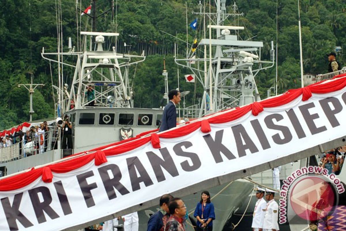 Presiden Jokowi akan inspeksi parade kapal