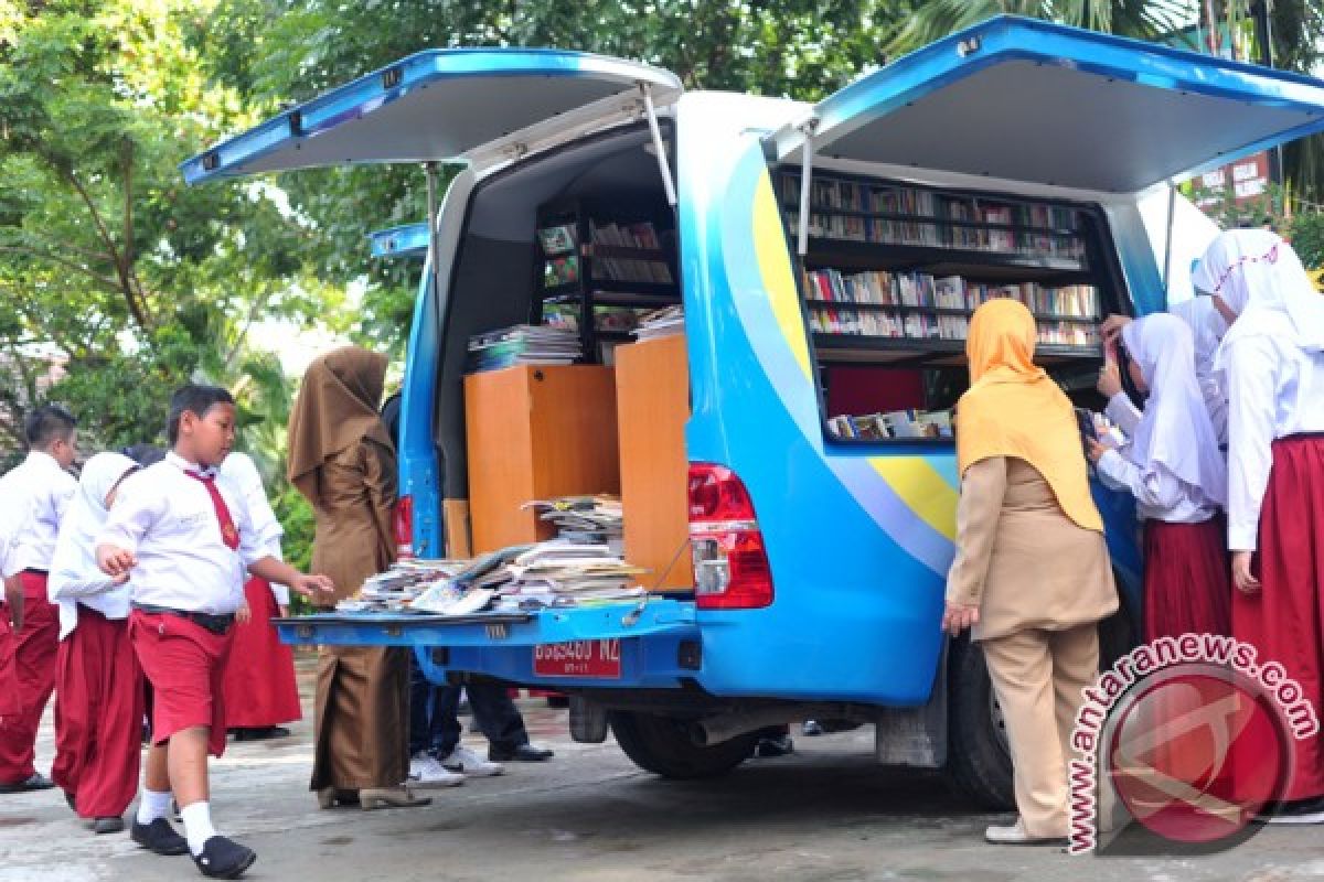 HIMPAUDI OKU luncurkan gerakan nasional membaca buku