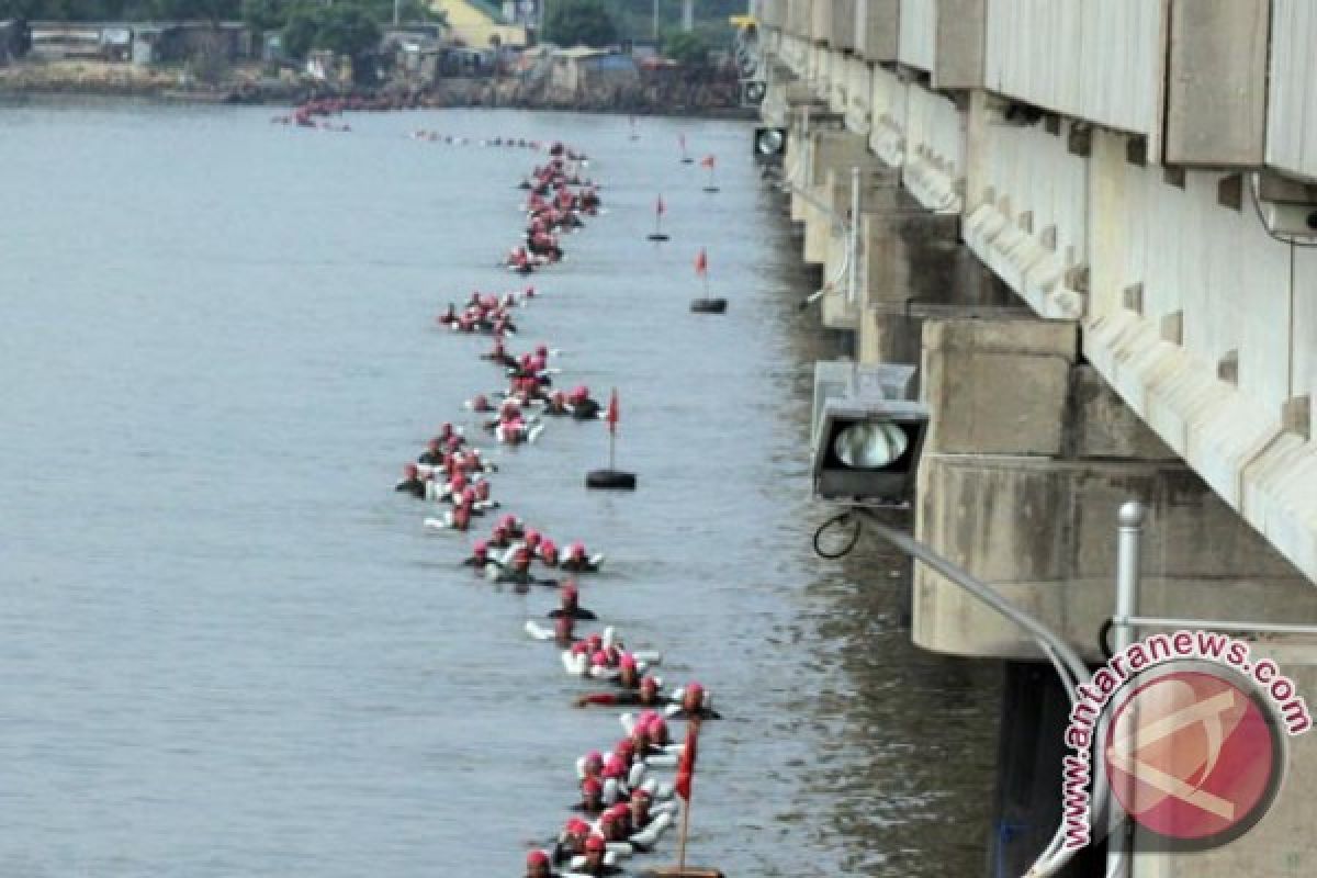 2.016 Prajurit Marinir Siap Ikuti Renang Selat Madura