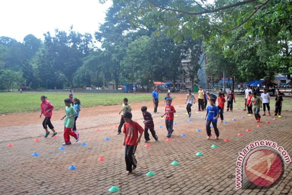 Lapangan Sempur sebagai arena berolahraga dan taman keluarga