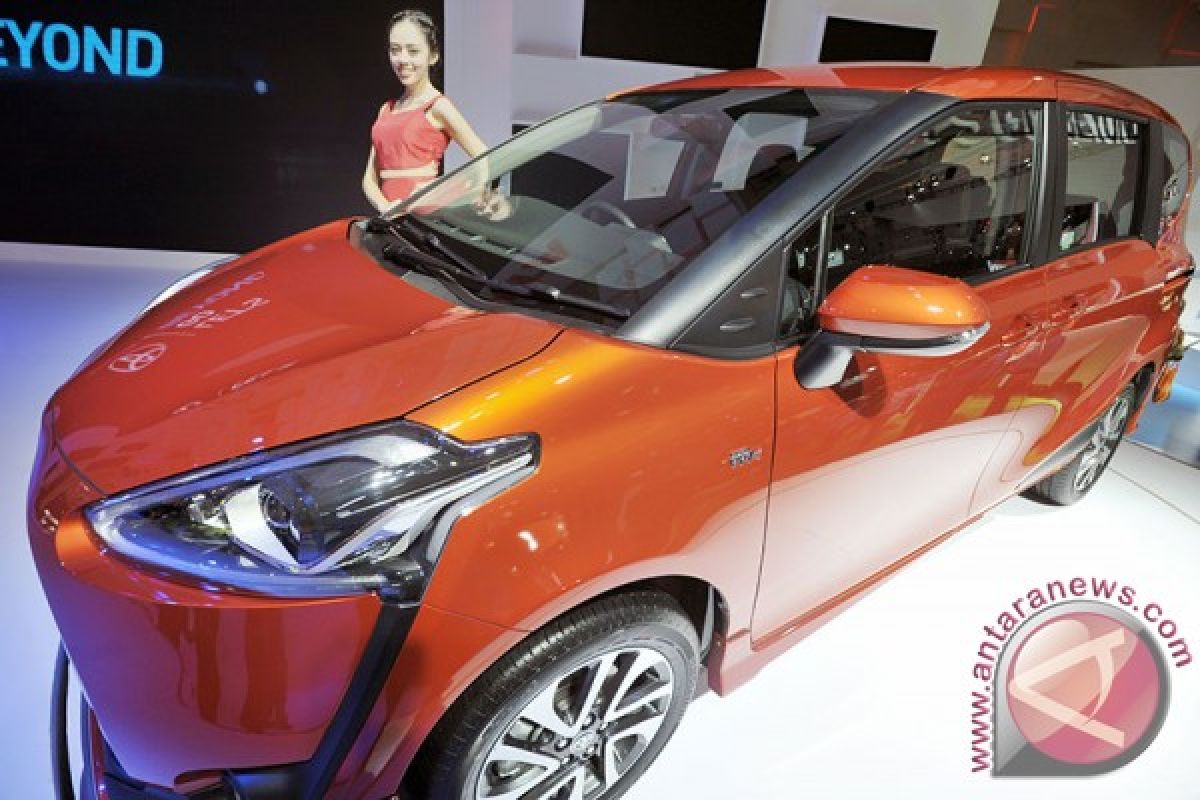 Toyota Sienta jadi "Best Buy Car" IIMS 2016