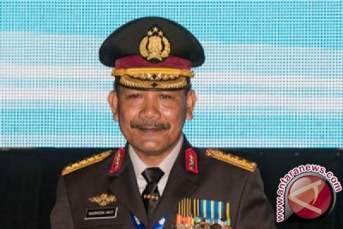 Jenderal Polisi Badrodin Haiti diberi sabuk hitam karate Dan VI