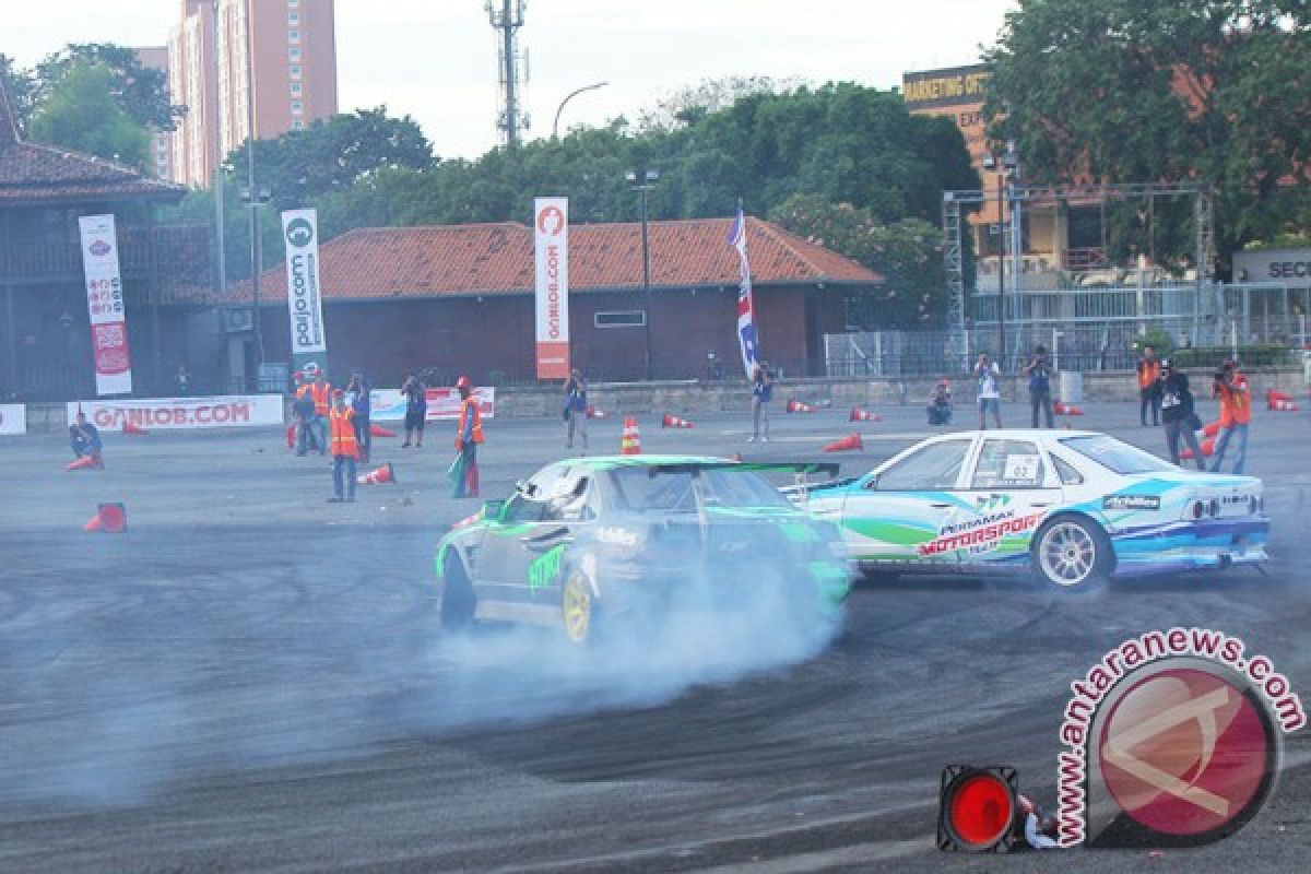 40 pebalap drift nasional rebutkan Piala Intersport