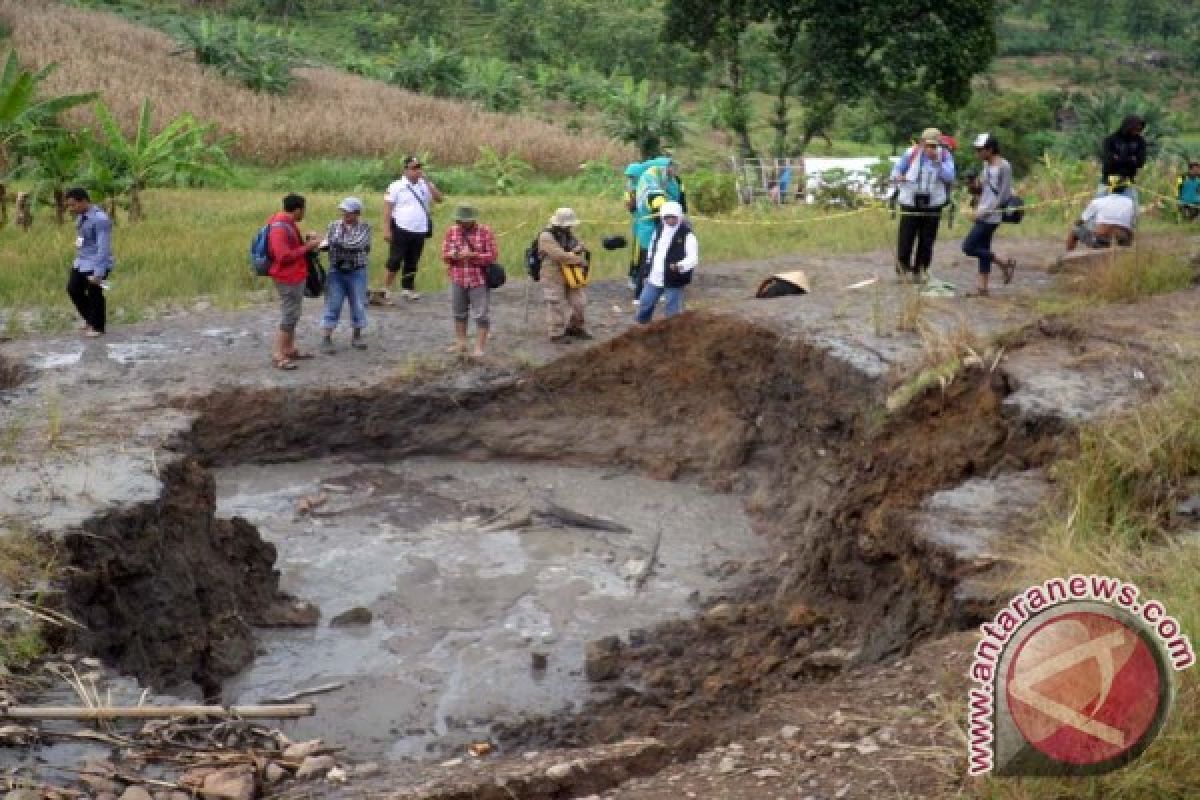 Semburan Lumpur Jari Bojonegoro Masih Stabil