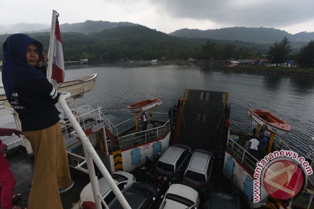 Cuaca membaik, kapal feri kembali layani Simeulu-Labuhan Haji