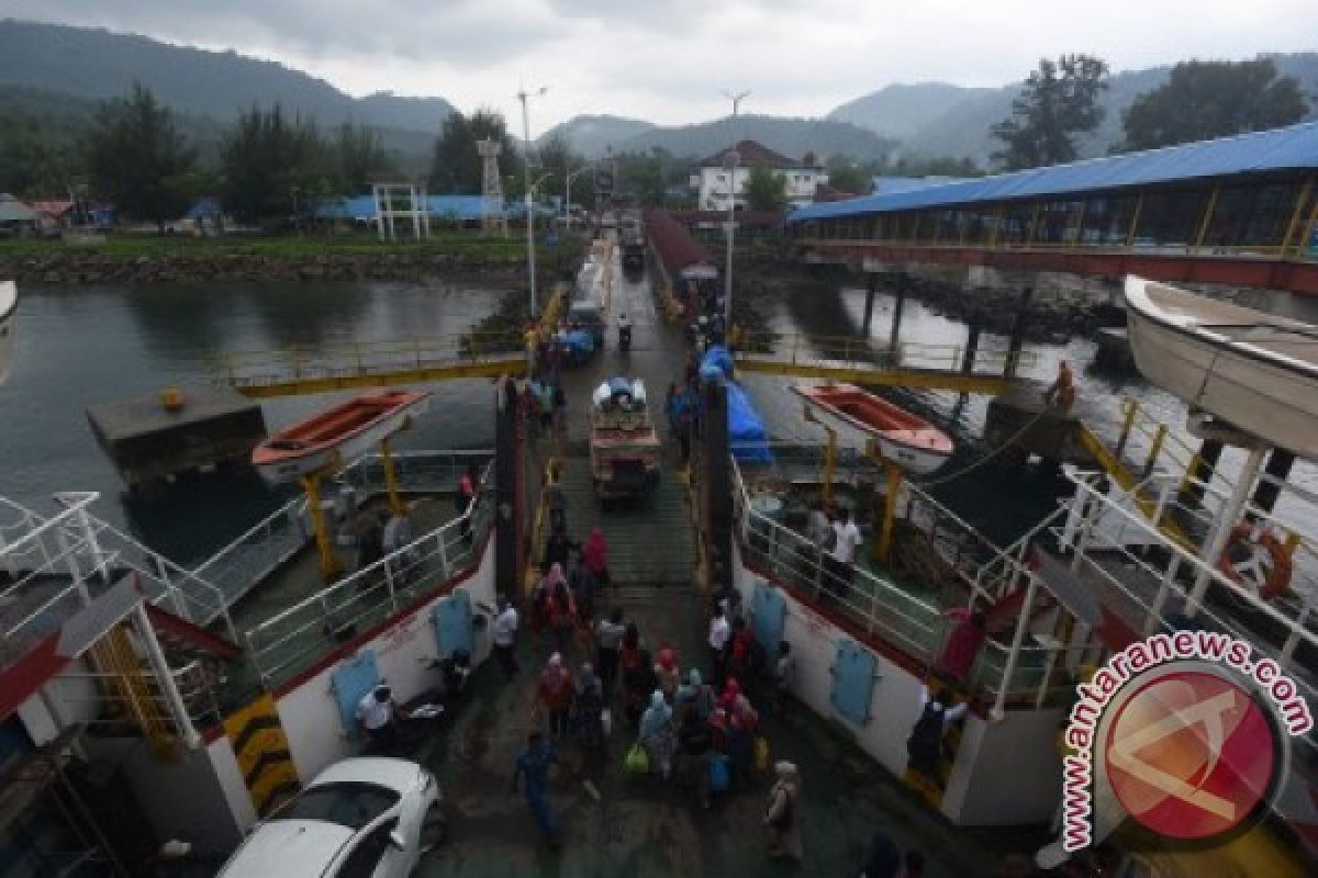 Ulee Lheue bongkar muat terbanyak di Aceh