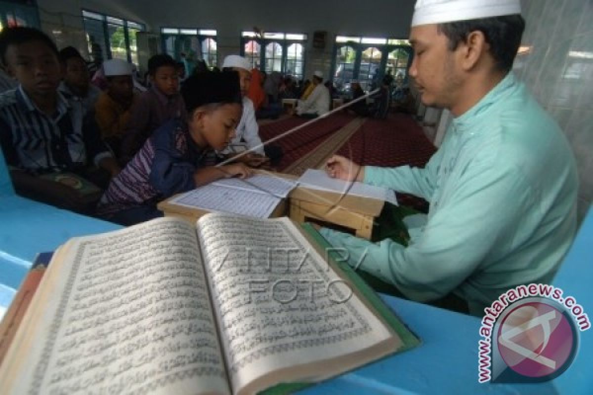 Penghafal Alquran Bebas Pilih Sekolah