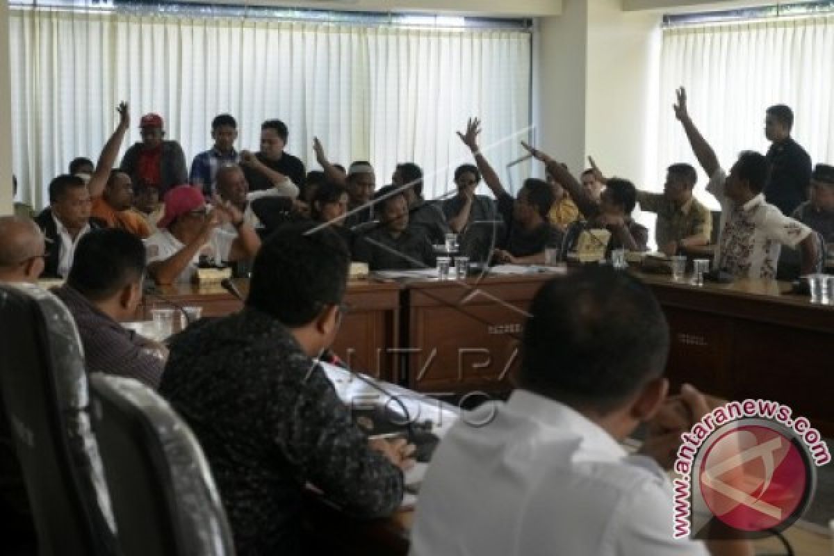 Aspam minta Angkasa Pura II berikan solusi 