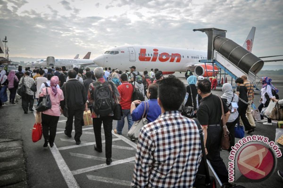 Penerbangan Lion Air tertunda karena pilot disebut-sebut mogok