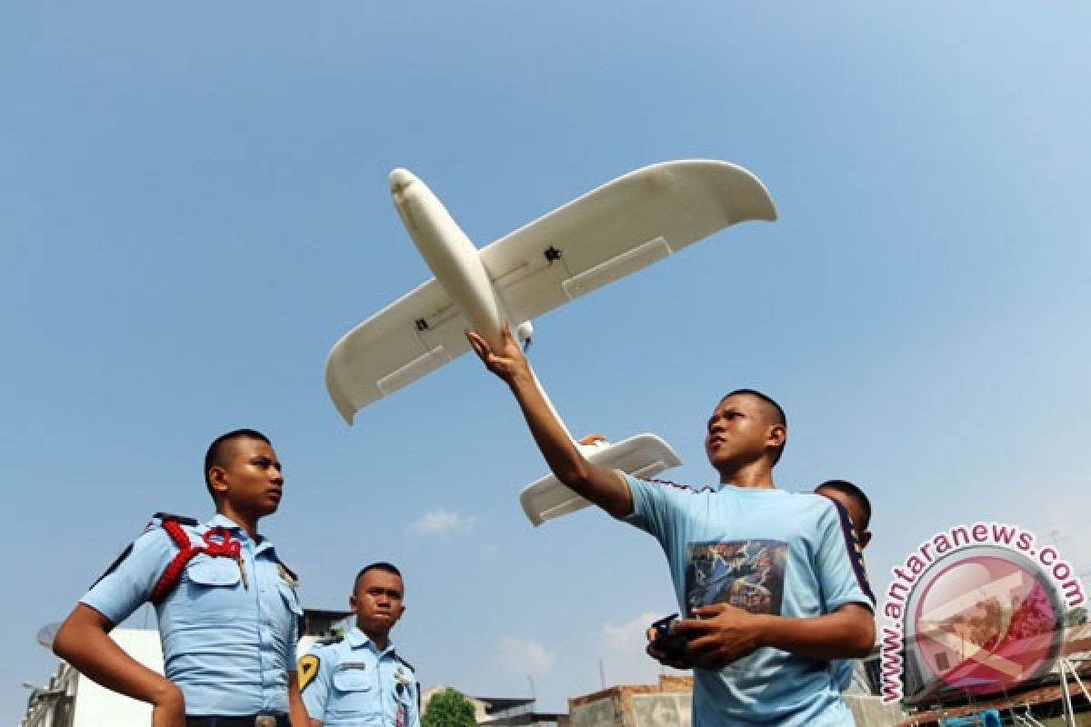 Pemerintah perlu tambah guru SMK