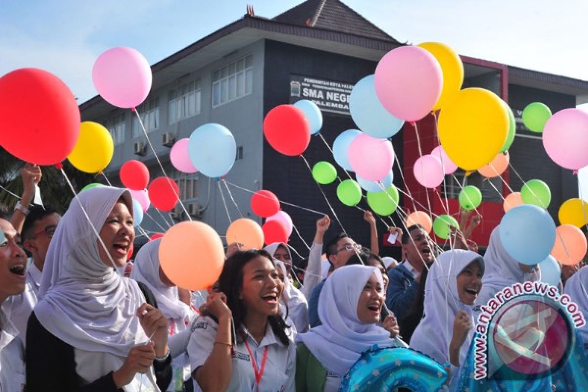 Kesehatan reproduksi remaja perlu masuk kurikulum