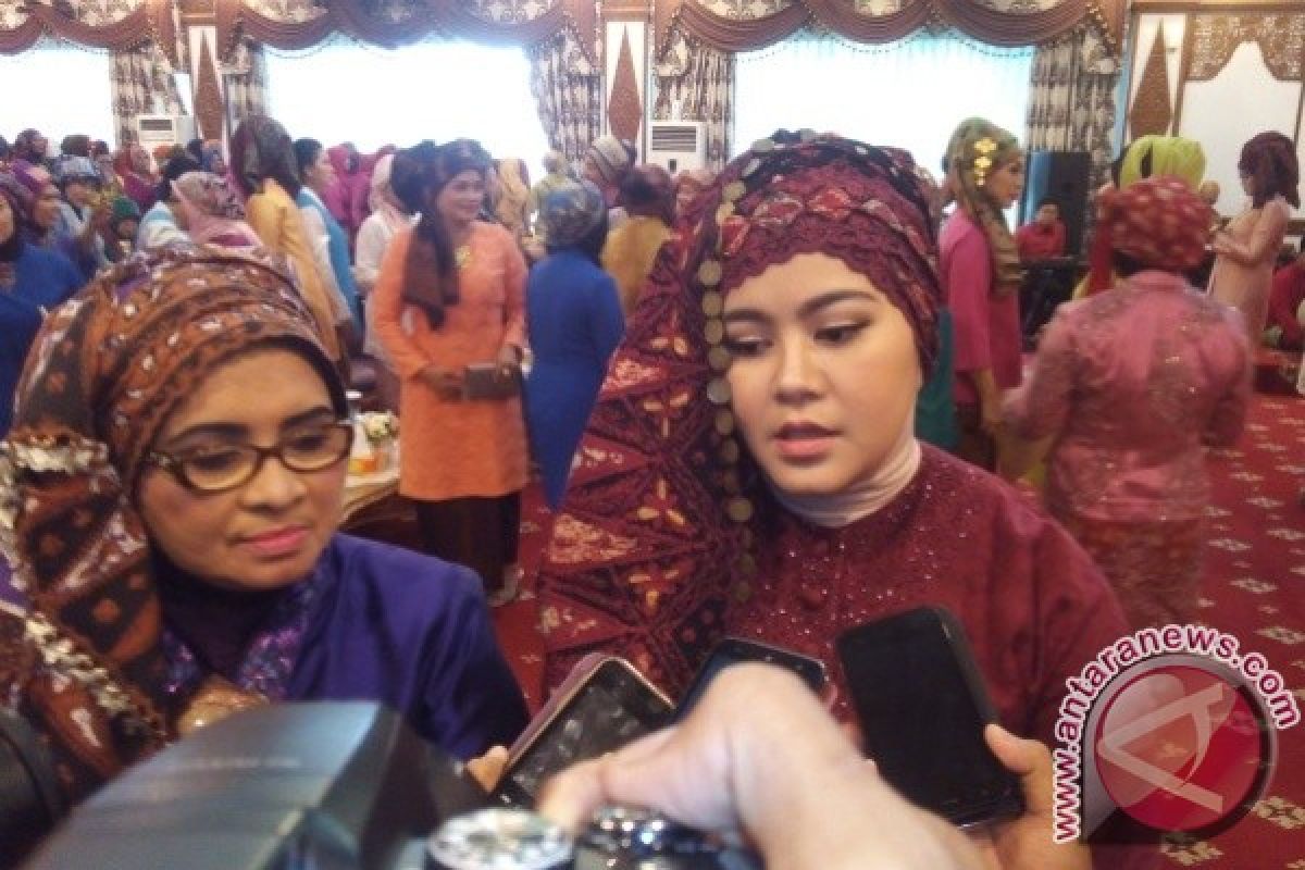 Sherrin: generasi Kartini harus tau batasan budaya luar