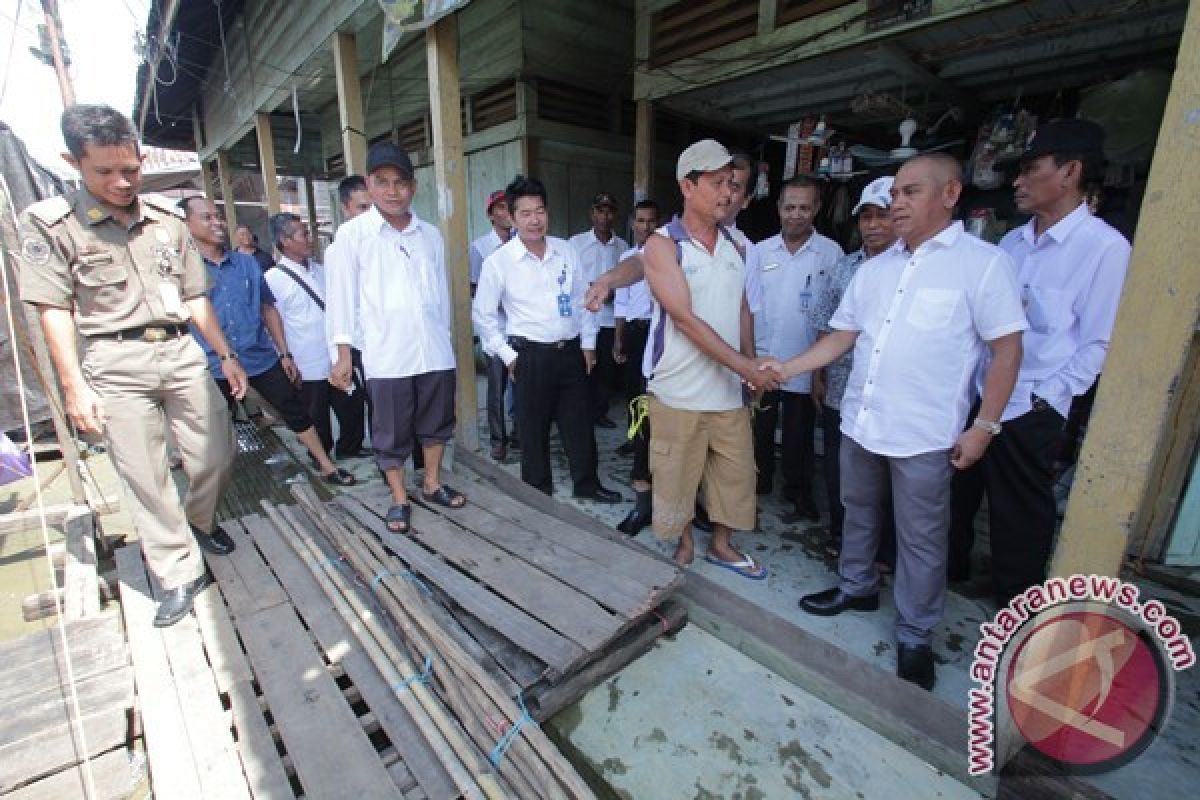 Rehab Pasar Terdampak Banjir 