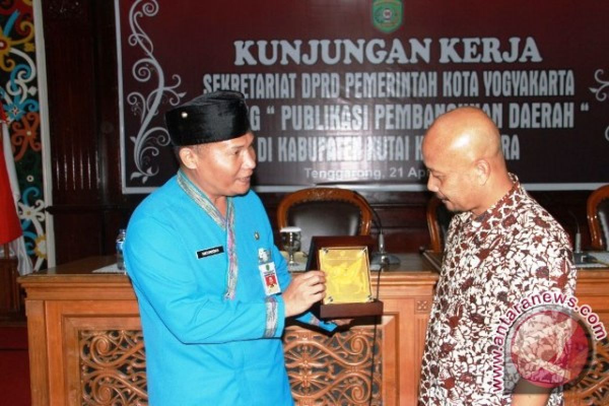 DPRD Yogyakarta Pelajari Bidang Kehumasan Kutai Kartanegara  