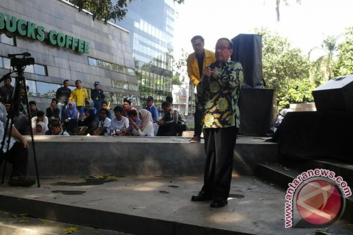 Akbar Tanjung: Calon independen perkuat politik Indonesia