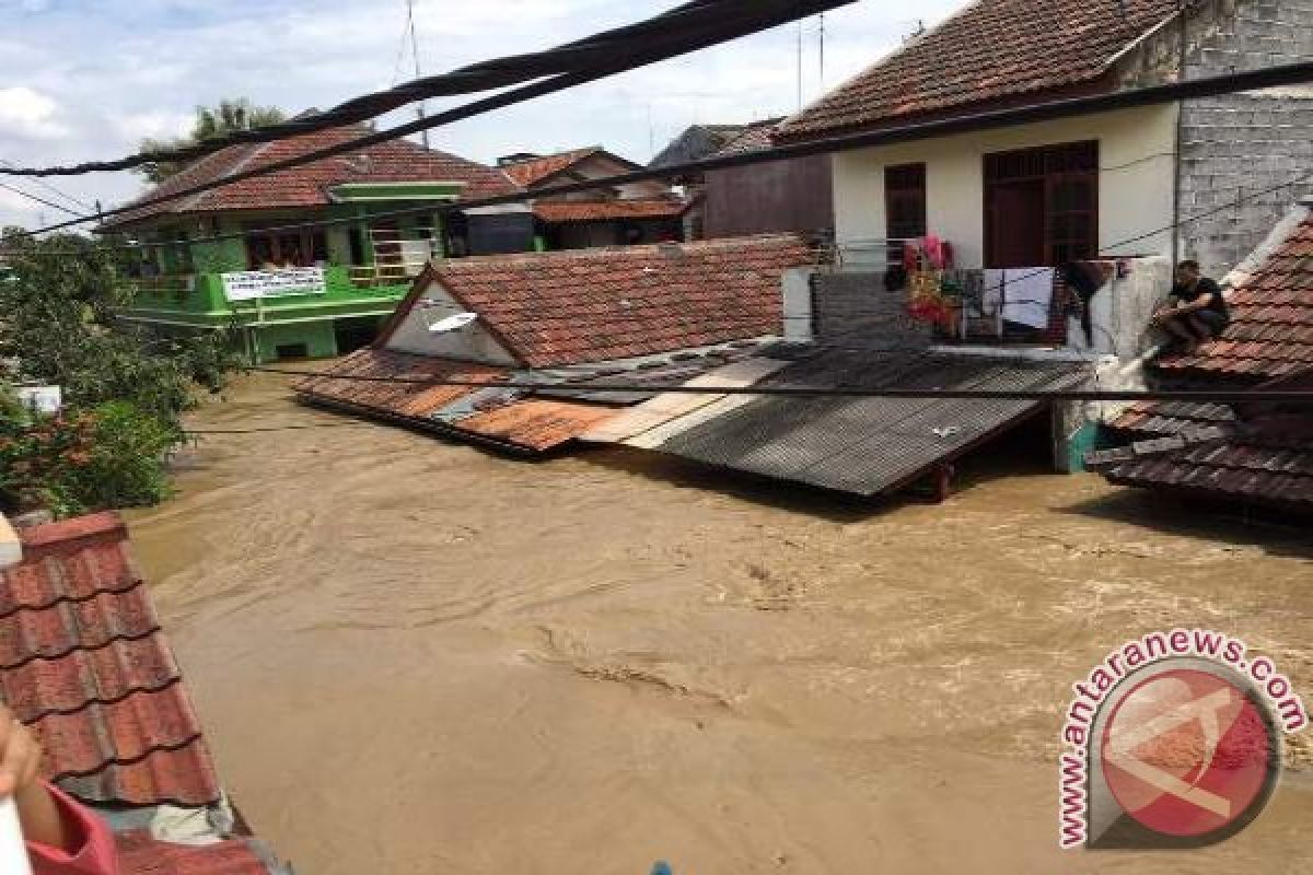 BPBD: 5.000 Rumah Di Bekasi Terendam Banjir