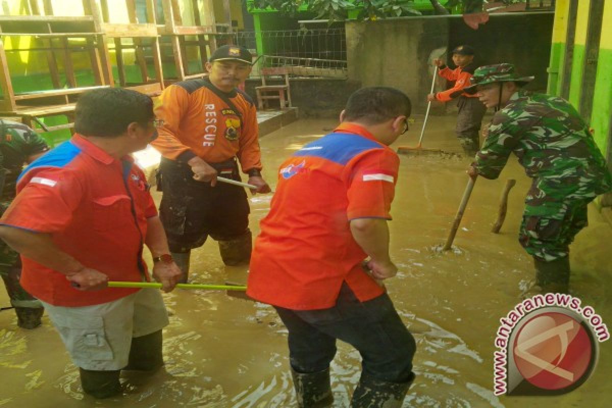 Perindo Terjunkan Tim Resque Pulihkan Banjir Bekasi