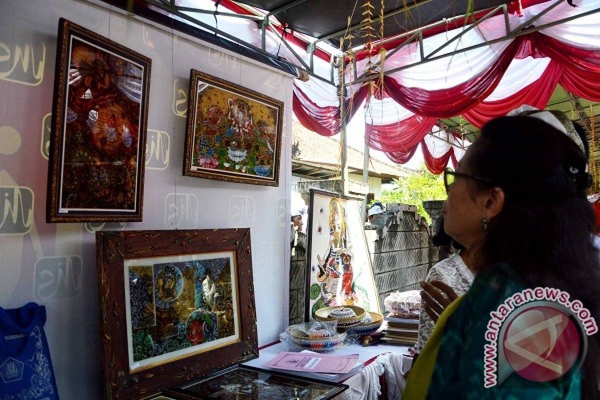 Bupati Buleleng Ajak Masyarakat Lestarikan Wayang Kulit