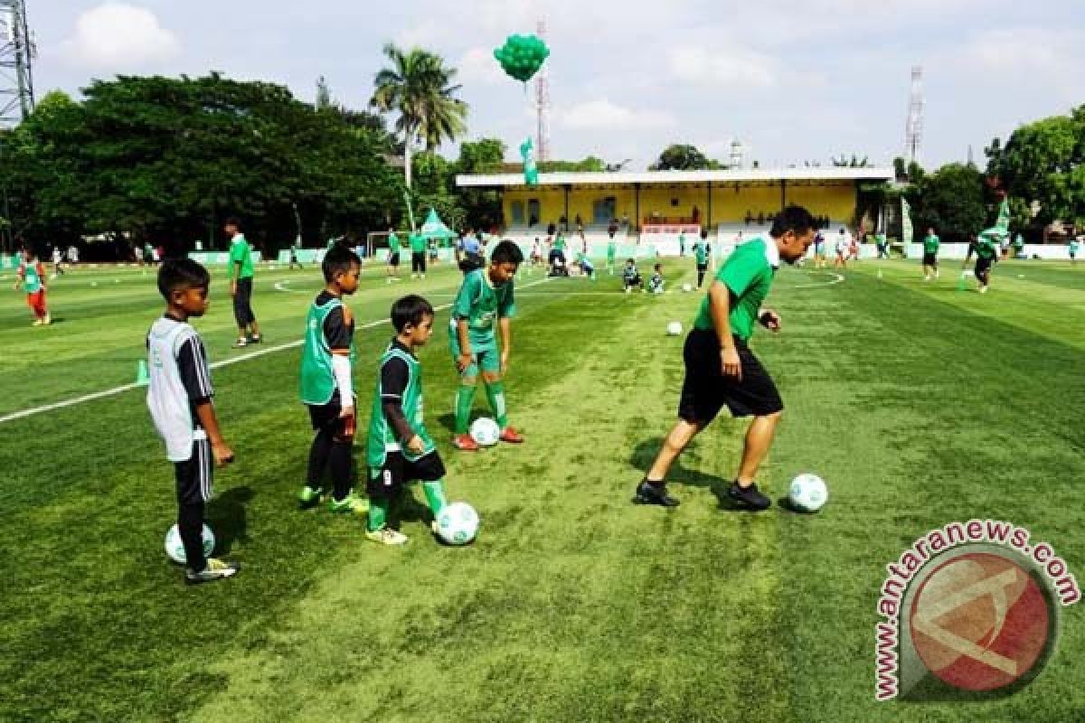 300 pemain muda ikuti "football clinic day" 