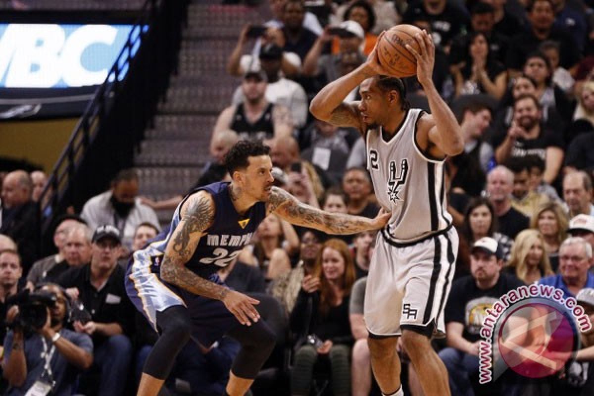 Playoff NBA - Kalahkan Grizzlies pada Game 4, Spurs ke semifinal wilayah
